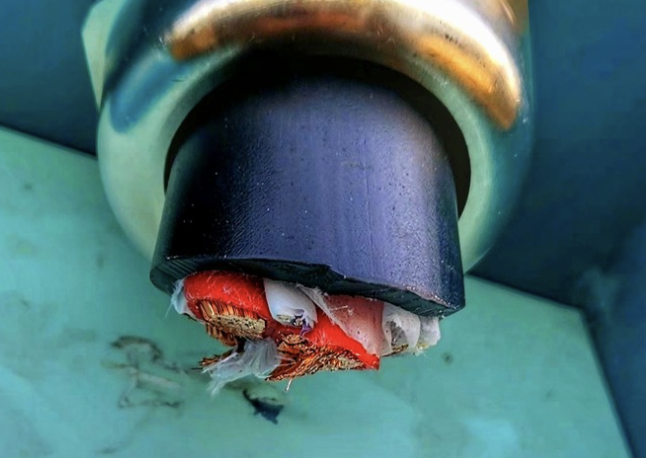 Vol de câbles sur installation IRVE - Câbles en cuivre sectionnés